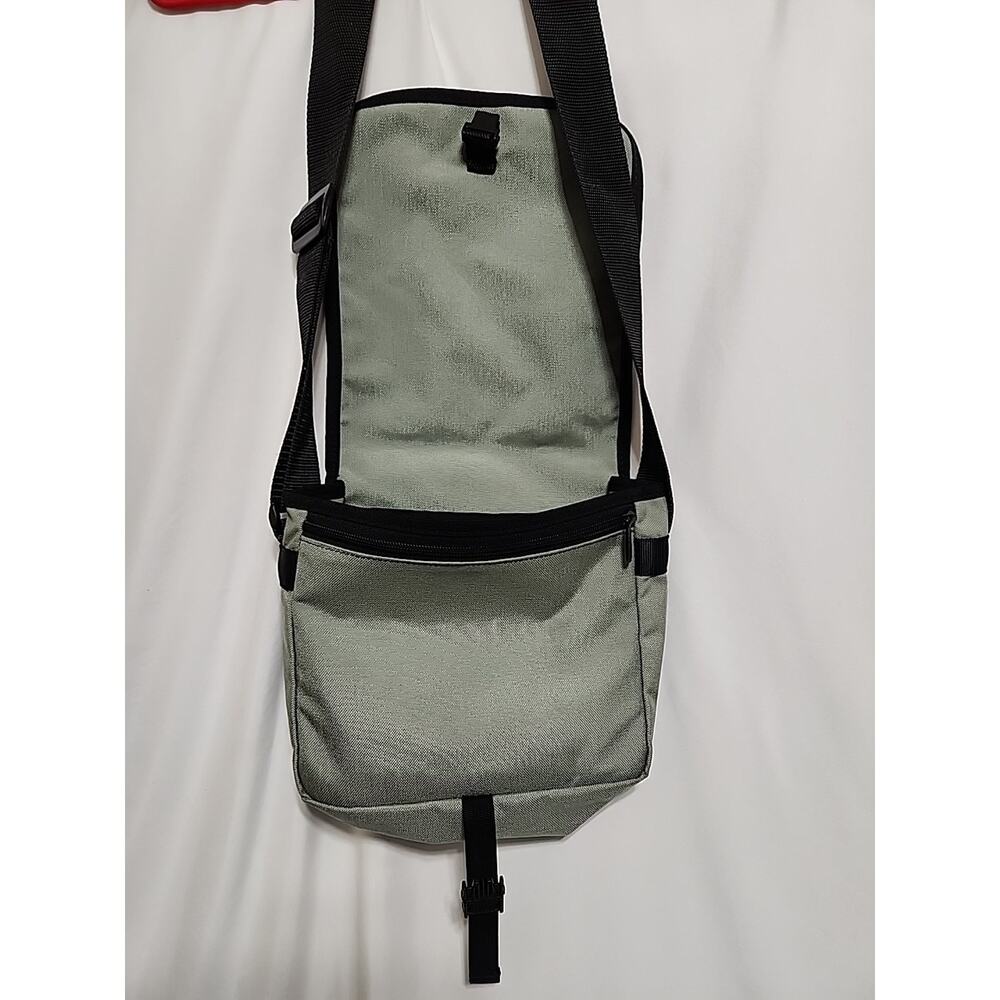 Manhattan Portage Messenger Crossbody Bicycle Cycling Bag New York Gray EUC - Picture 4 of 5